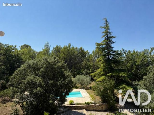 Propriété 7 pièces 183 m²
