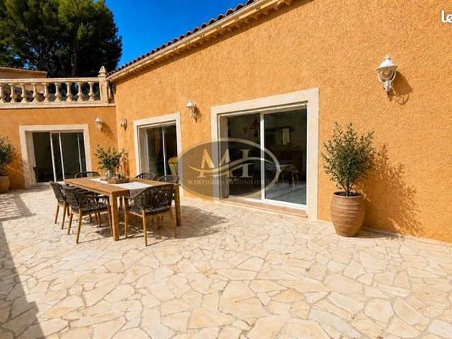 Propriété 7 pièces 183 m²