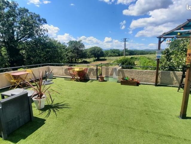 Propriété 7 pièces 183 m²