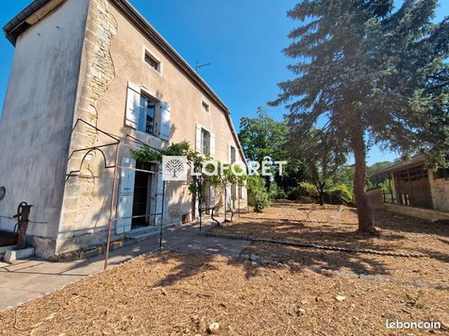 Propriété 7 pièces 183 m²