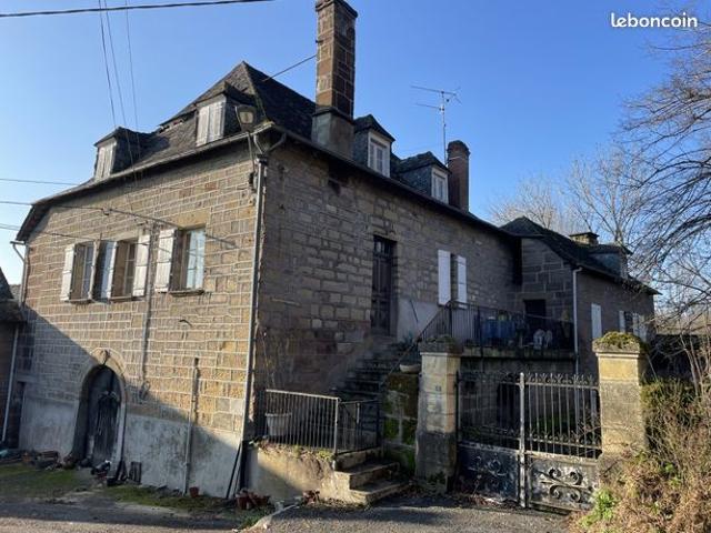 Propriété 7 pièces 183 m²