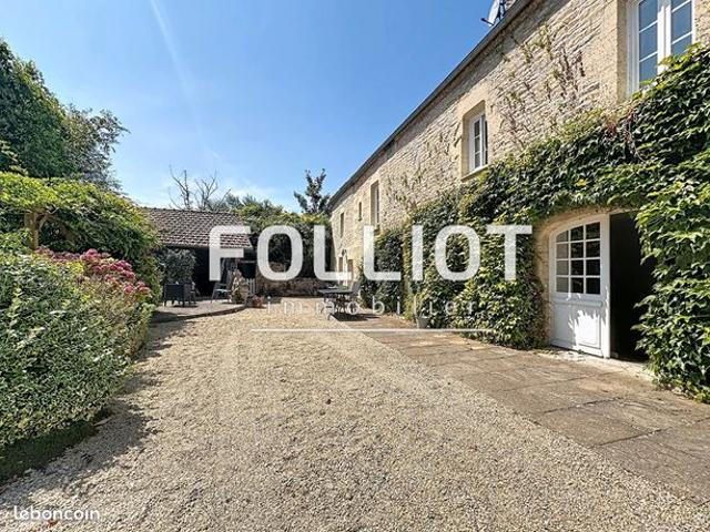 Propriété 7 pièces 194 m²