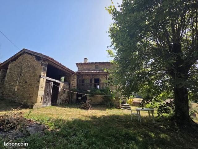 Propriété 7 pièces 195000 m²