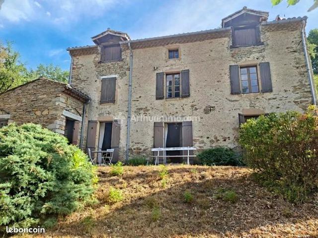 Propriété 7 pièces 195 m²