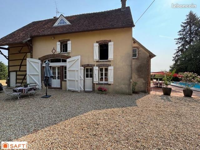 Propriété 7 pièces 195 m²