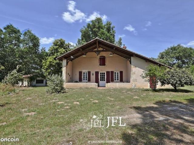 Propriété 7 pièces 195 m²