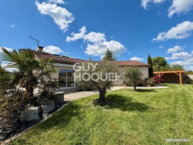 Propriété 7 pièces 196 m²