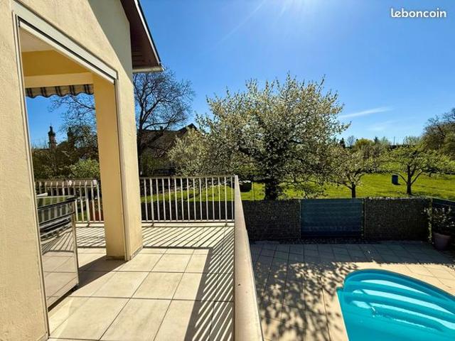 Propriété 7 pièces 198 m²