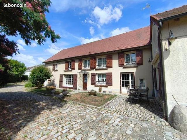 Propriété 7 pièces 190 m²