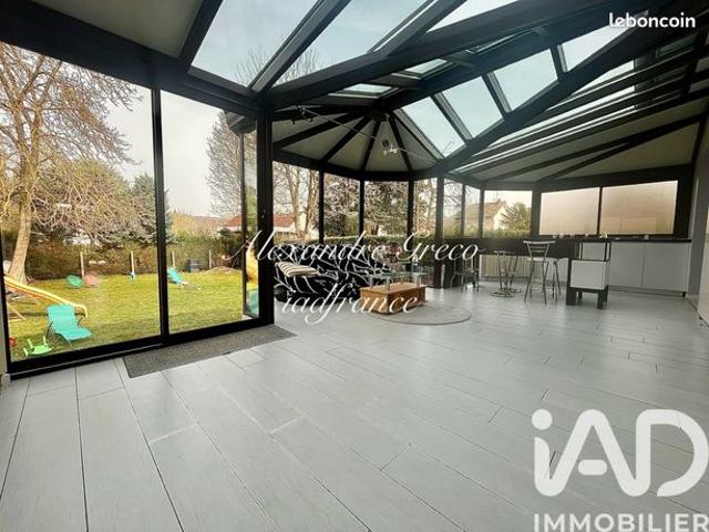 Propriété 7 pièces 190 m²