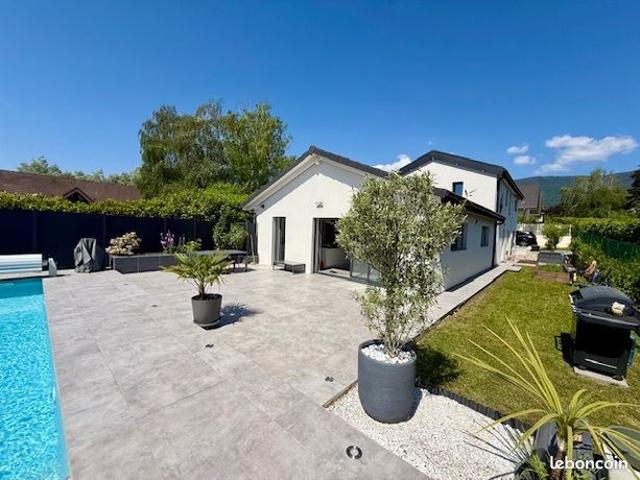 Propriété 7 pièces 190 m²