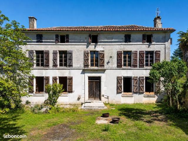 Propriété 7 pièces 190 m²