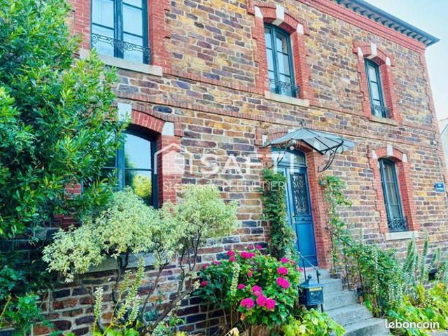 Propriété 7 pièces 190 m²