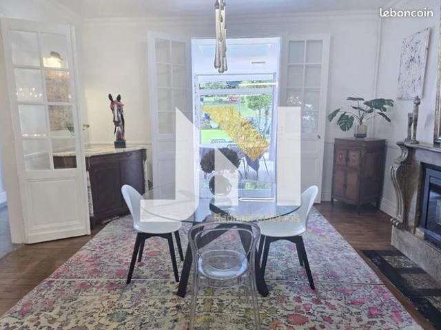 Propriété 7 pièces 190 m²