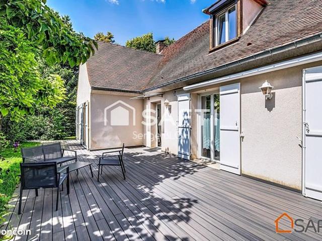 Propriété 7 pièces 190 m²