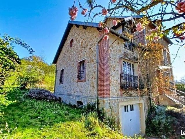 Propriété 7 pièces 191 m²