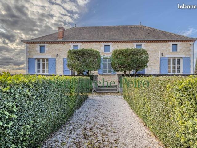 Propriété 7 pièces 191 m²