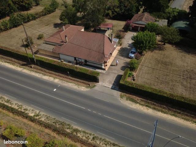 Propriété 7 pièces 148 m²