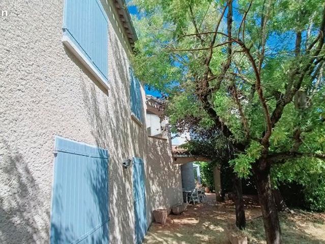 Propriété 7 pièces 192 m²