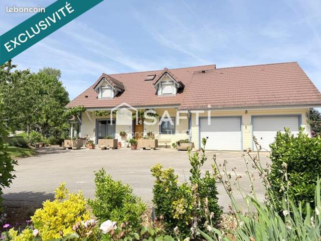 Propriété 7 pièces 192 m²