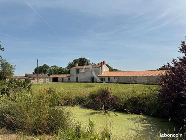 Propriété 7 pièces 192 m²
