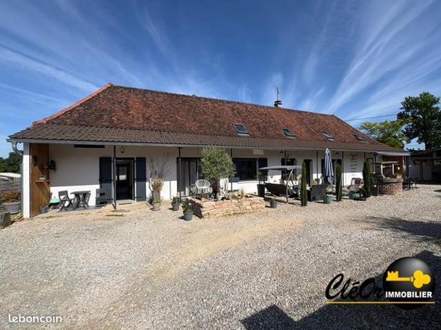 Propriété 7 pièces 192 m²