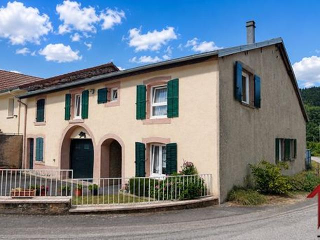 Propriété 7 pièces 193 m²