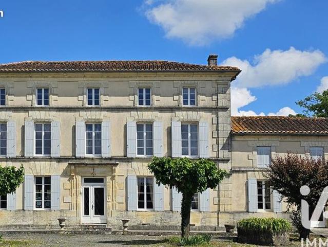 Propriété 7 pièces 193 m²