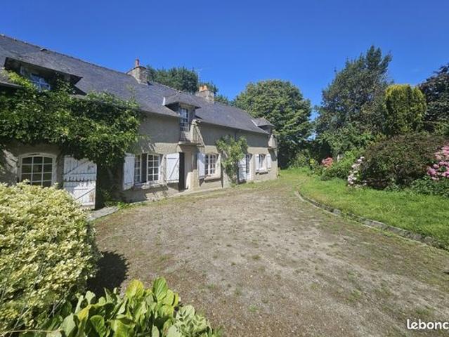 Propriété 7 pièces 193 m²