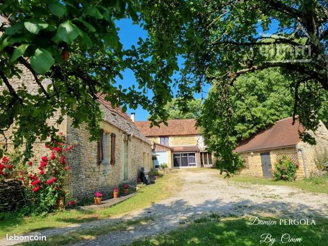 Propriété 7 pièces 204 m²