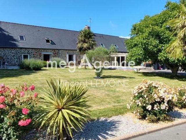Propriété 7 pièces 204 m²