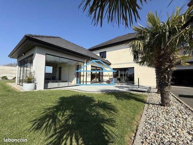 Propriété 7 pièces 205 m²