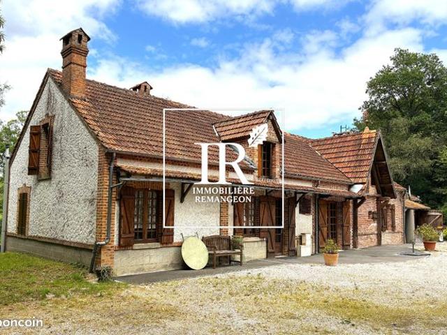 Propriété 7 pièces 205 m²