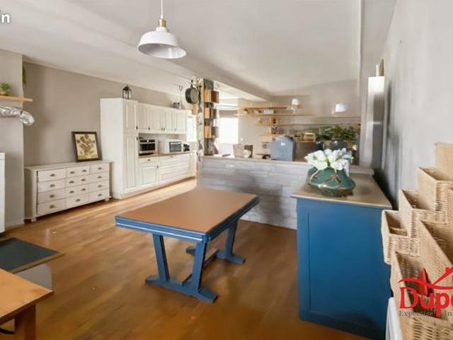 Propriété 7 pièces 193 m²