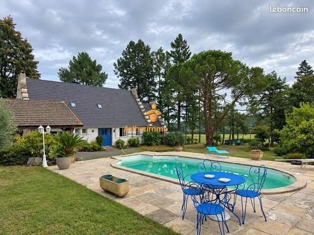 Propriété 7 pièces 206 m²
