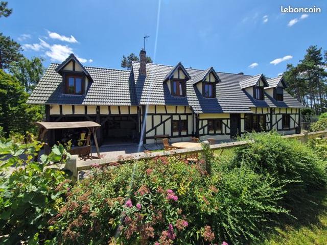 Propriété 7 pièces 208 m²