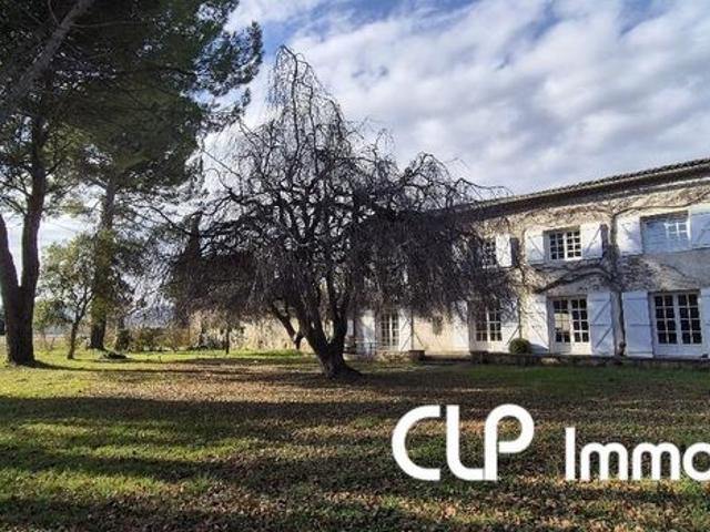 Propriété 7 pièces 209 m²