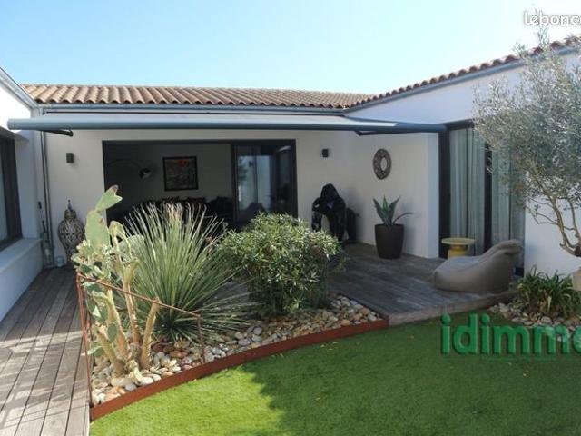 Propriété 7 pièces 200 m²