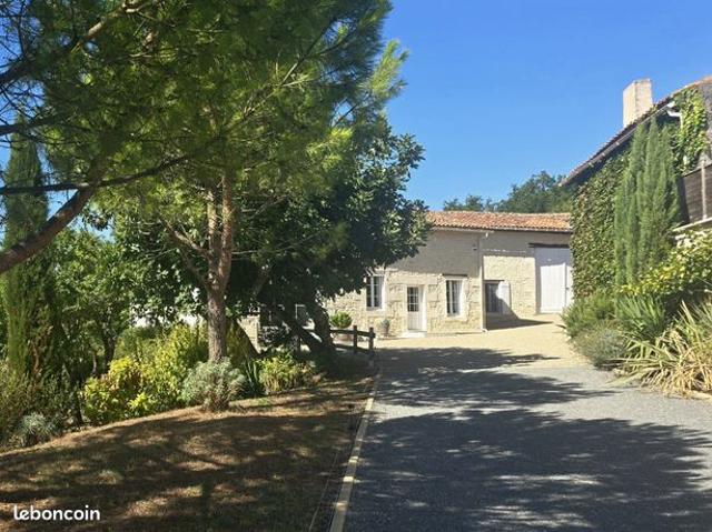 Propriété 7 pièces 200 m²