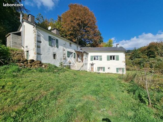 Propriété 7 pièces 200 m²