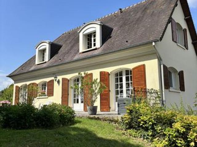 Propriété 7 pièces 200 m²