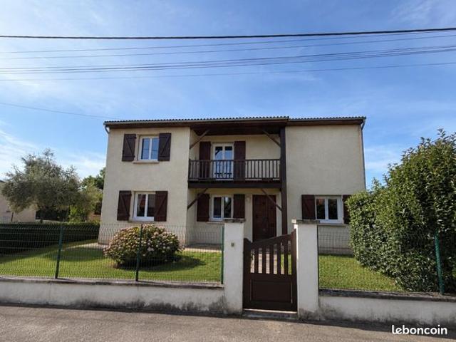 Propriété 7 pièces 200 m²