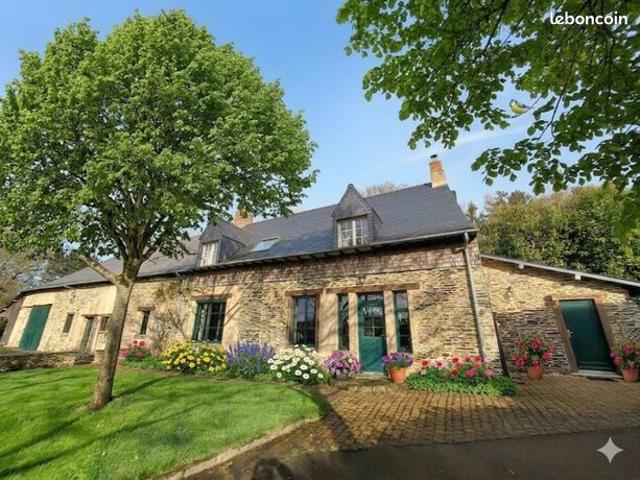 Propriété 7 pièces 200 m²