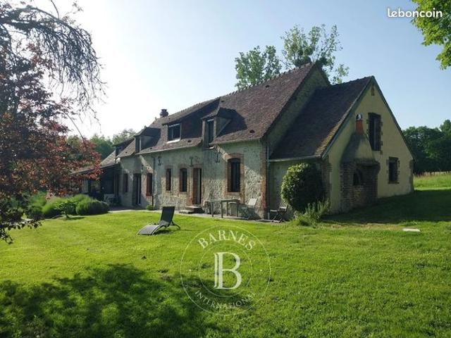 Propriété 7 pièces 200 m²