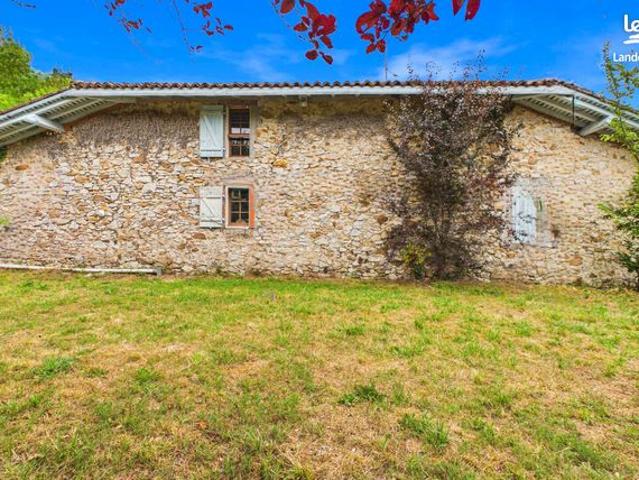 Propriété 7 pièces 200 m²