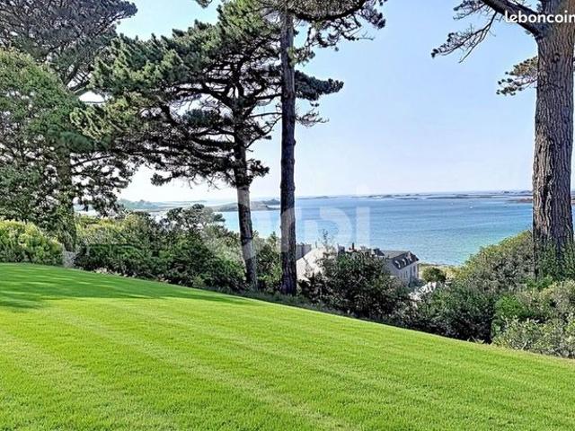 Propriété 7 pièces 200 m²