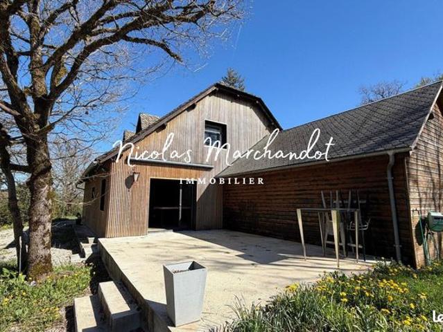 Propriété 7 pièces 200 m²