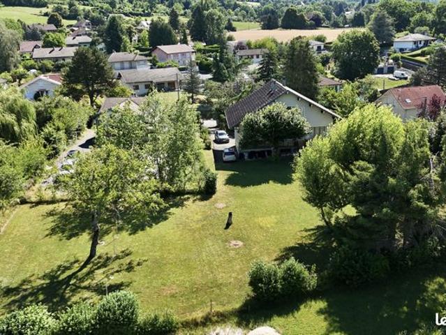 Propriété 7 pièces 200 m²