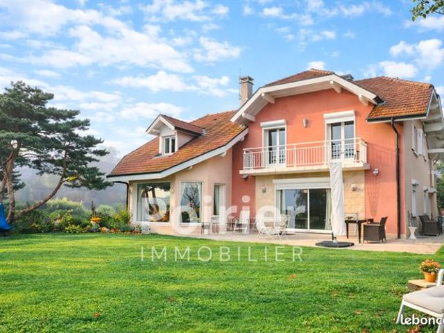 Propriété 7 pièces 201 m²
