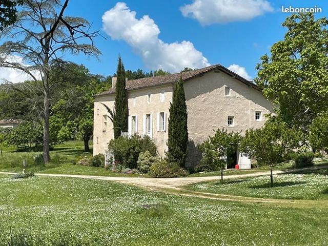 Propriété 7 pièces 201 m²